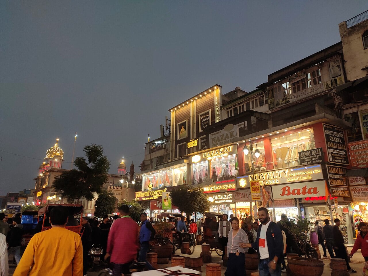 Chandni Chowk at dusk, Old Delhi